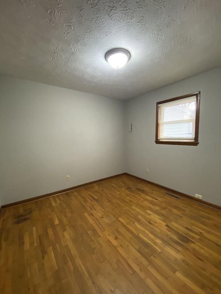 2060 E. Cairo A - Photo 6 of 9