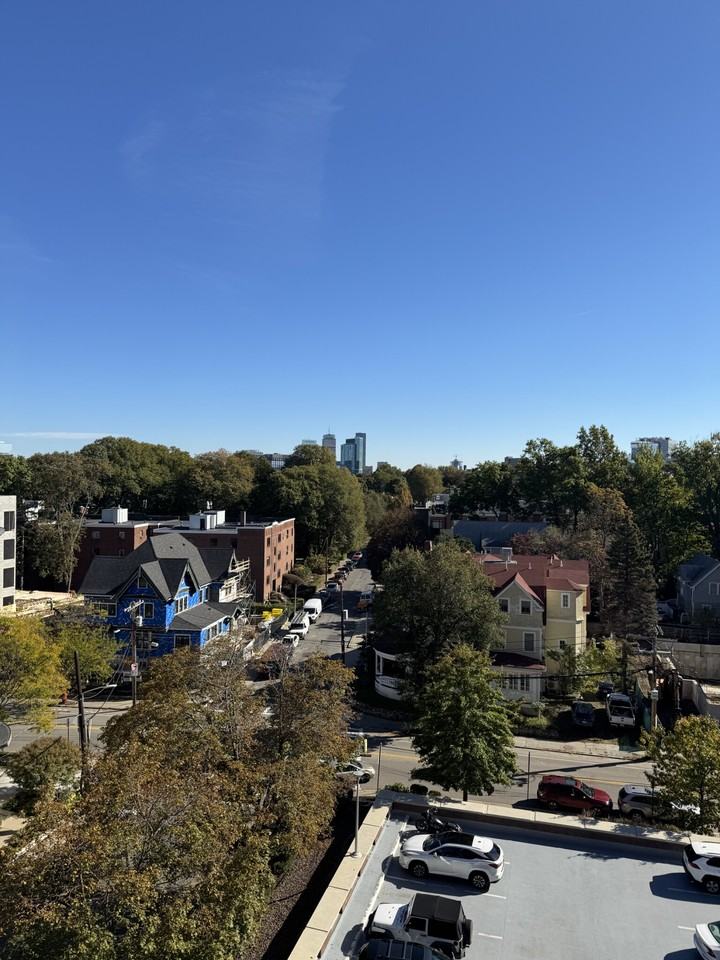 Longwood Ave #801 - Photo 5 of 7