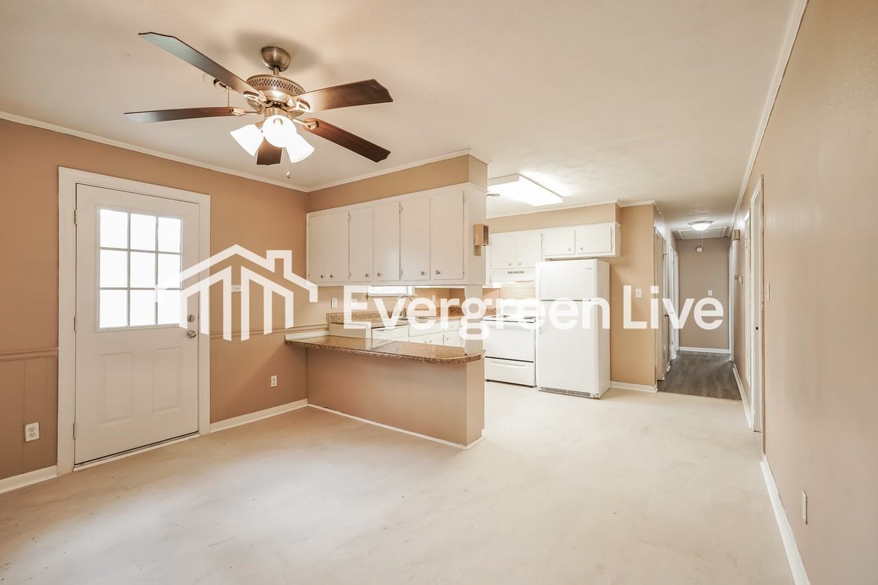 3708 Warsaw Ct - Photo 5 of 15