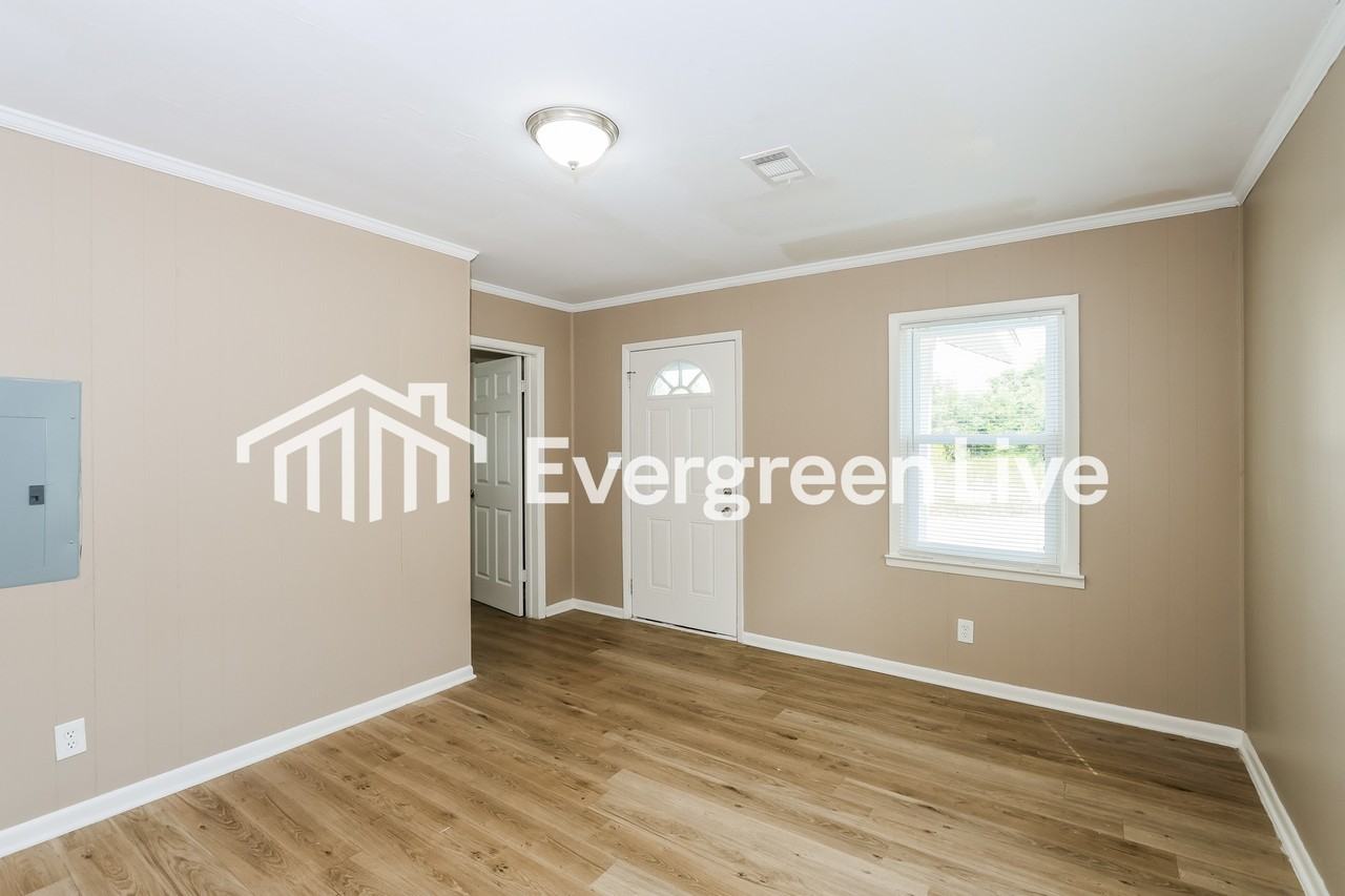 505 1st Ave - Photo 5 of 16