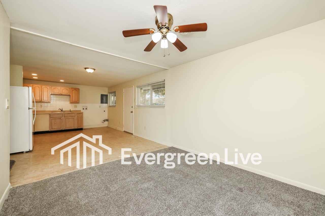 5063 Sabra Ave - Photo 4 of 16