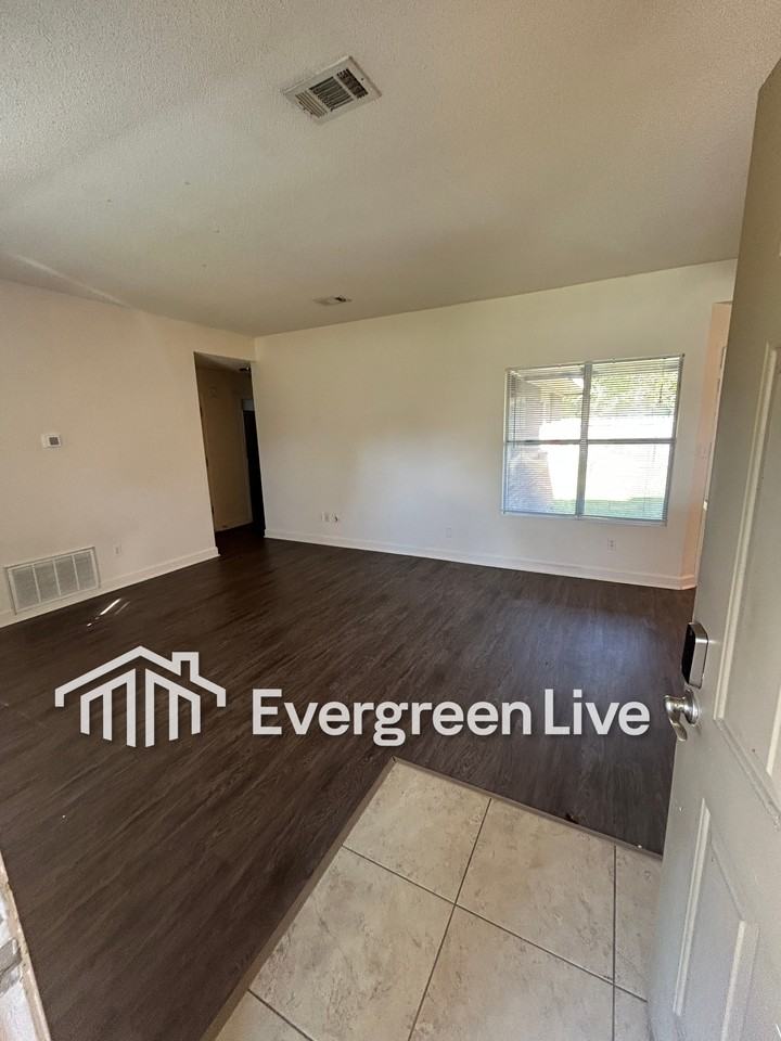 60 Boreal Ct - Photo 2 of 16