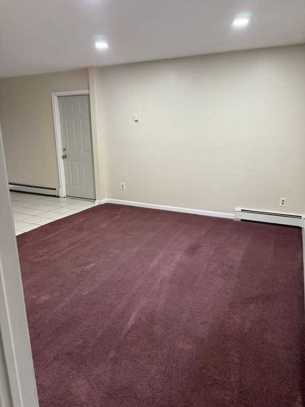 185 N Bicycle Path - Photo 3 of 21