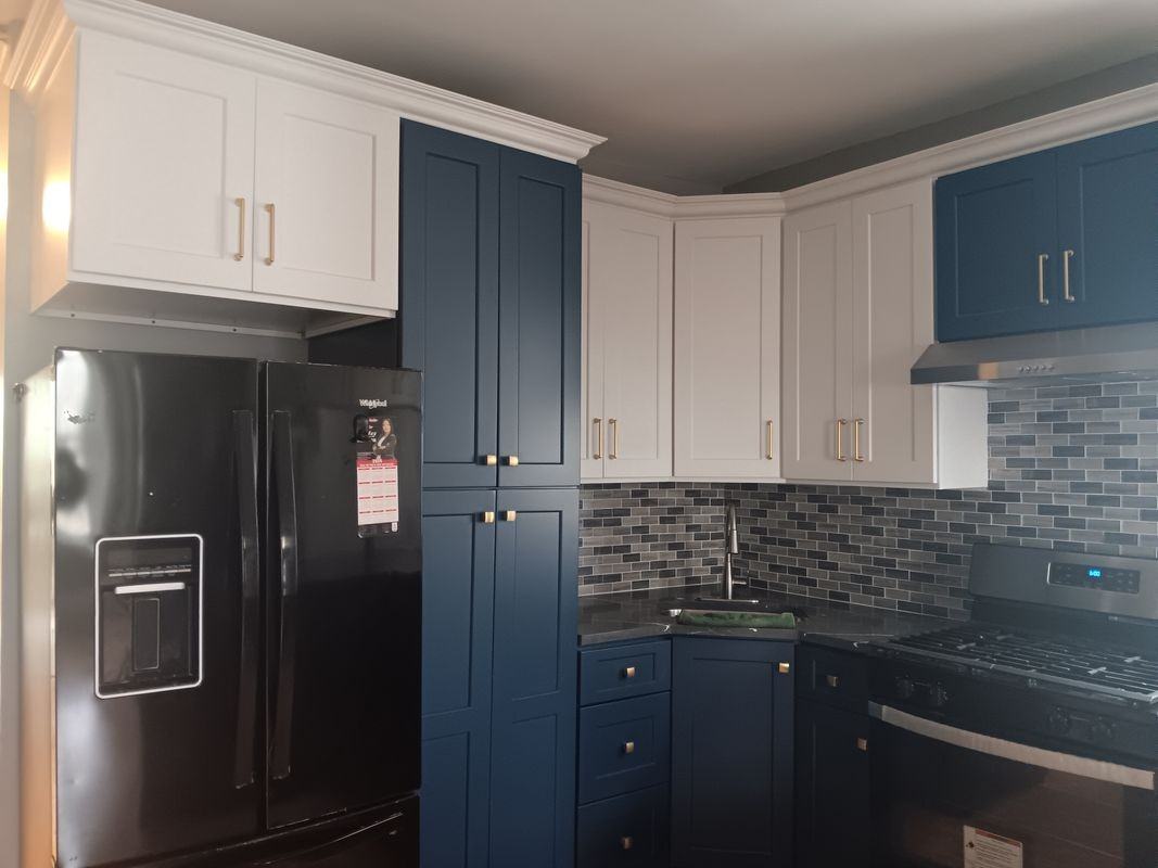 3243 107th St - Photo 2 of 3