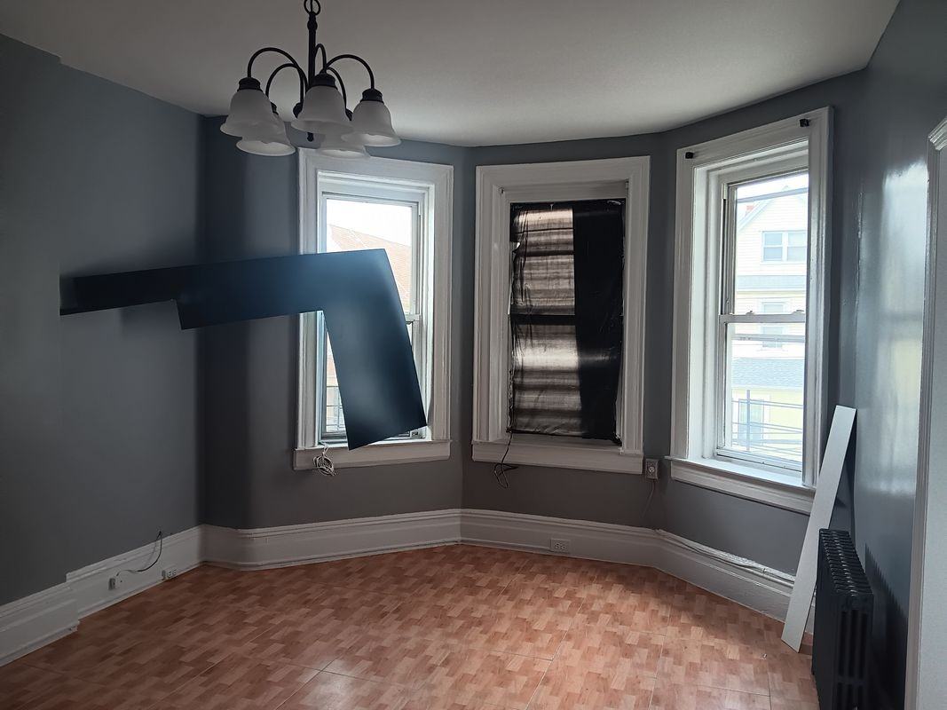 3243 107th St - Photo 3 of 3