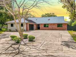 featured image of 9620 Nw 26th Ct ##0