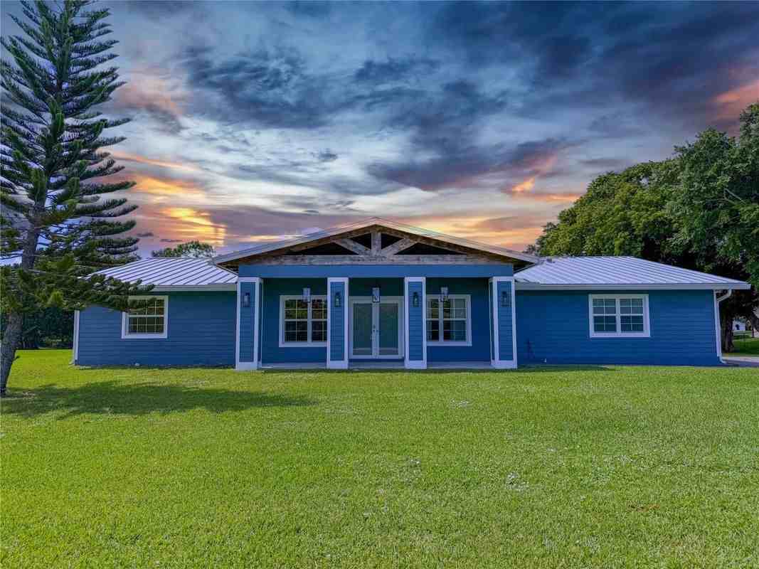 17420 Sw 54th St - Photo 2 of 40