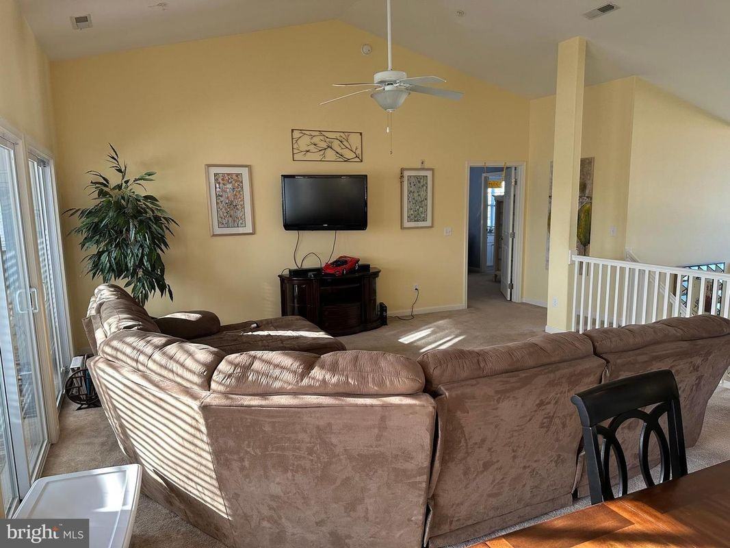 18879 Forgotten Harbor Ct ##103 - Photo 2 of 7