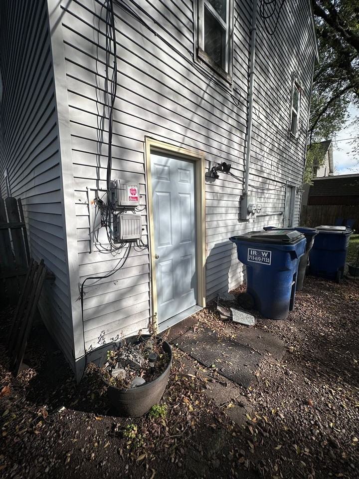 303 Weston Ave - Photo 3 of 42