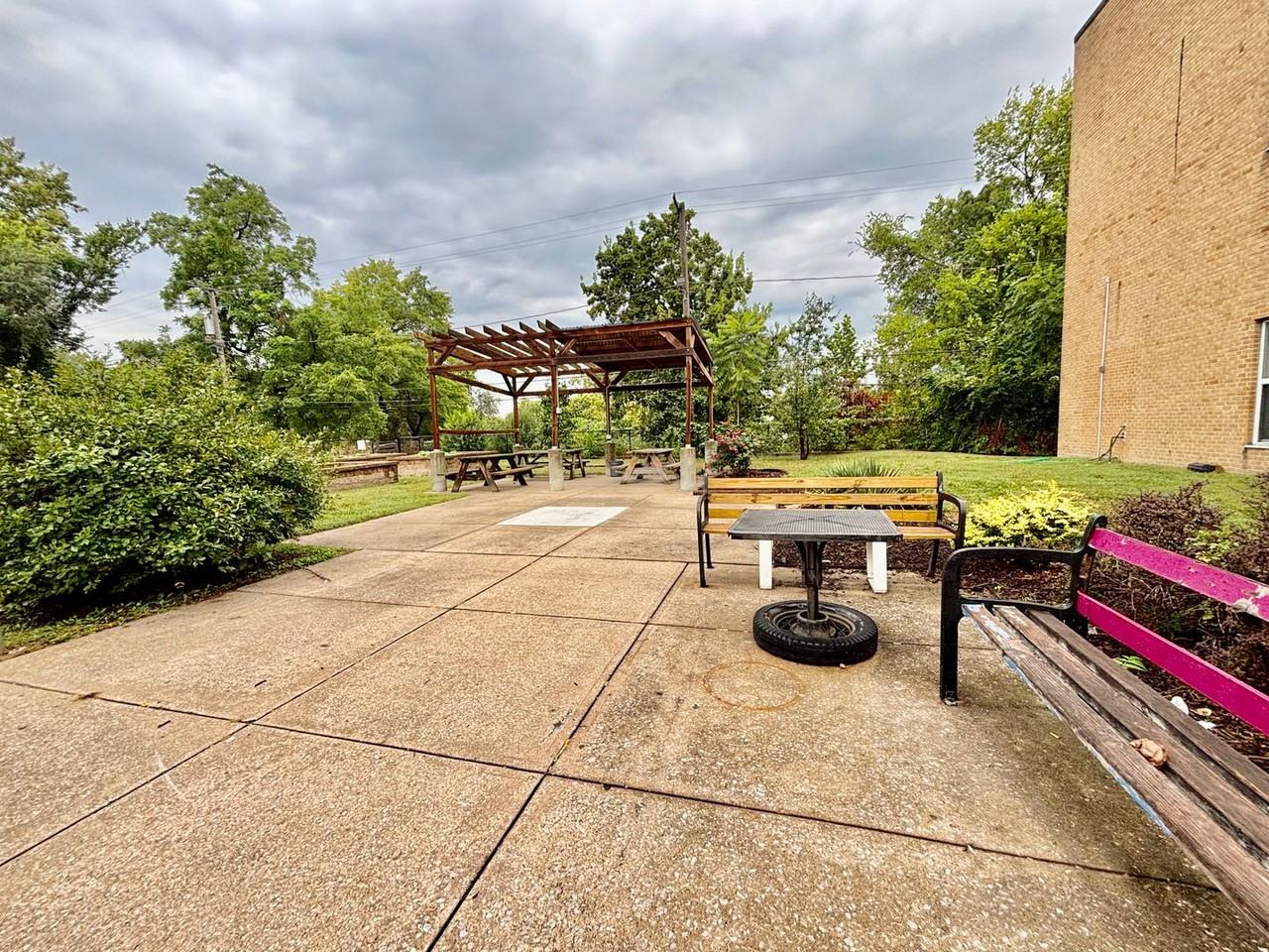 Immanuel Manor Apartments - Photo 3 of 28