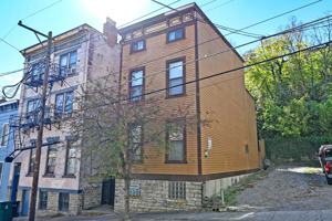 featured image of 19 W Hollister St #WHOLE