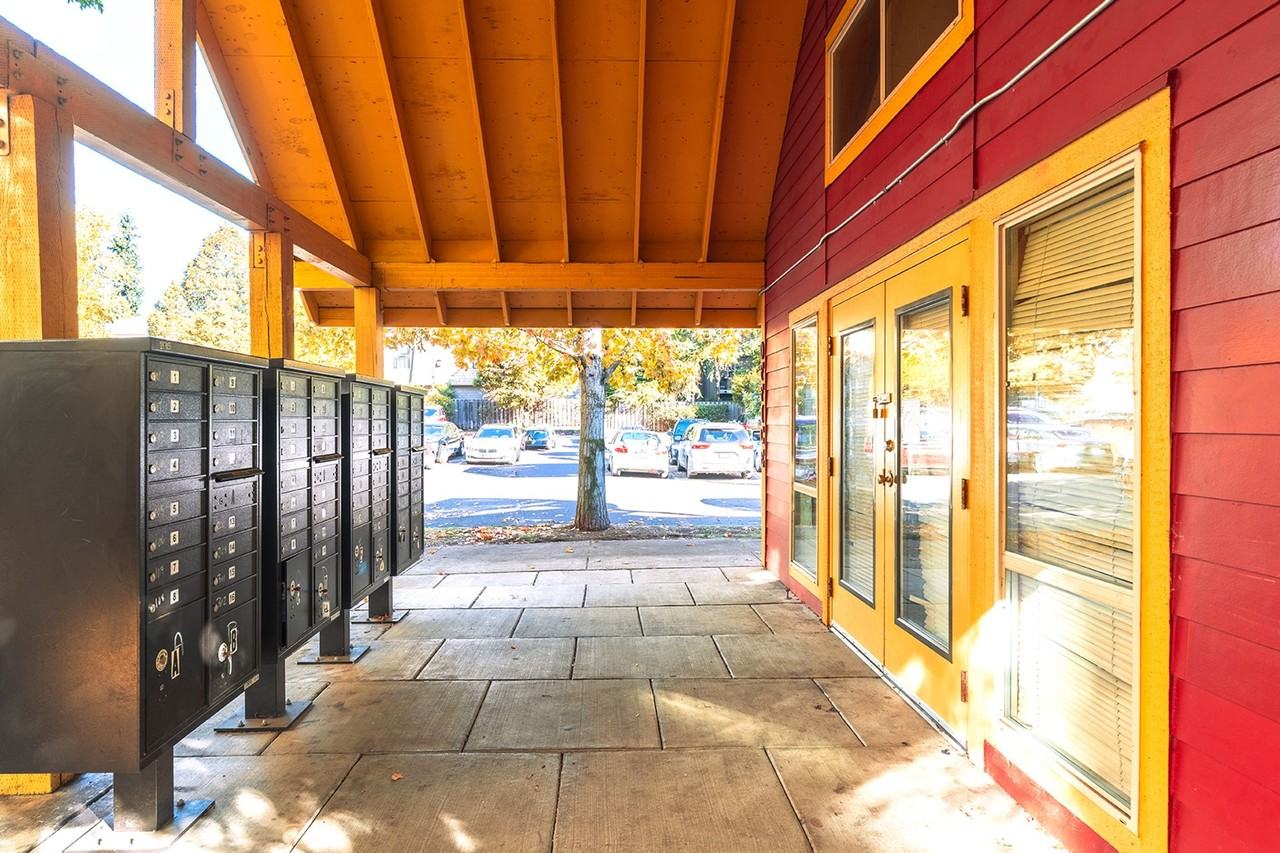 INCOME RESTRICTED Affordable Apartments in Hazelwood! - Photo 3 of 50