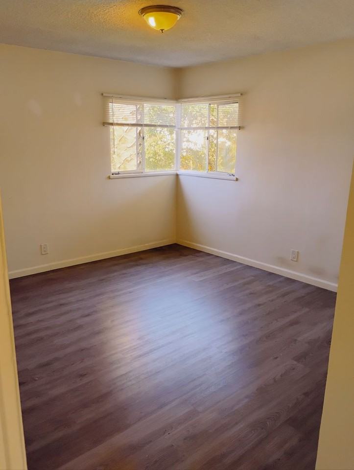 6060 La Prada - Photo 5 of 20