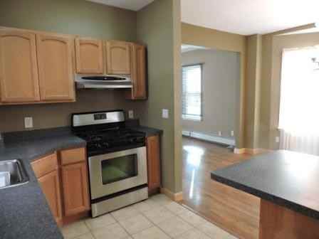 5 Commerce Pl - Photo 2 of 15