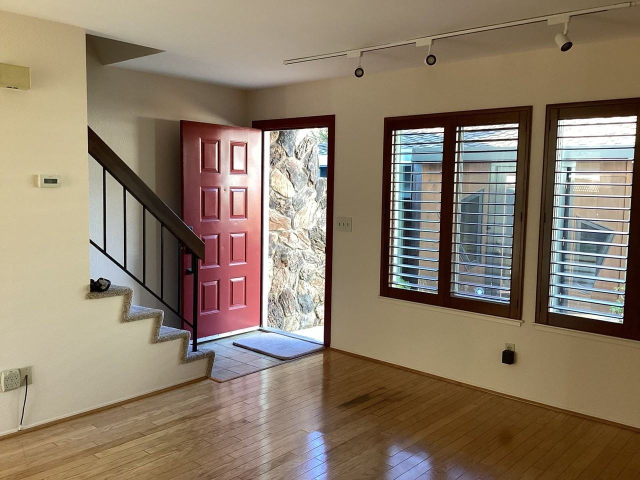 294 Barkentine Court - Photo 6 of 20