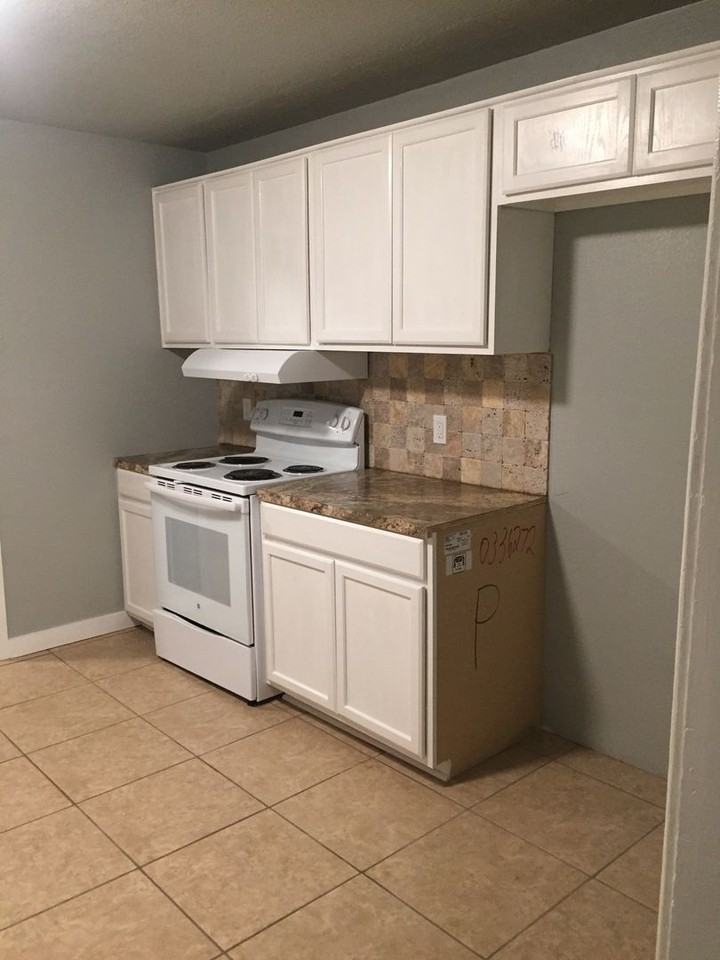 1123 West Maple Avenue - Photo 6 of 23