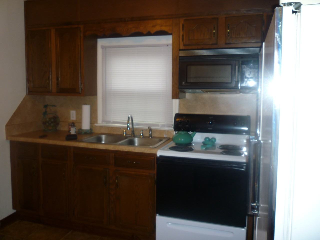 1645 Manakin Rd - Photo 3 of 6