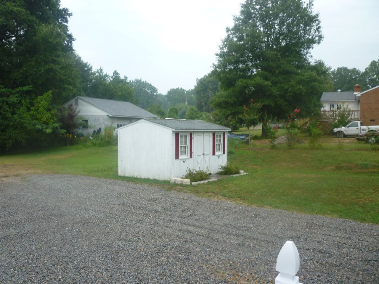 1645 Manakin Rd - Photo 6 of 6
