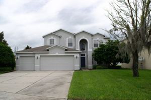 featured image of 9869 Heron Pointe Dr