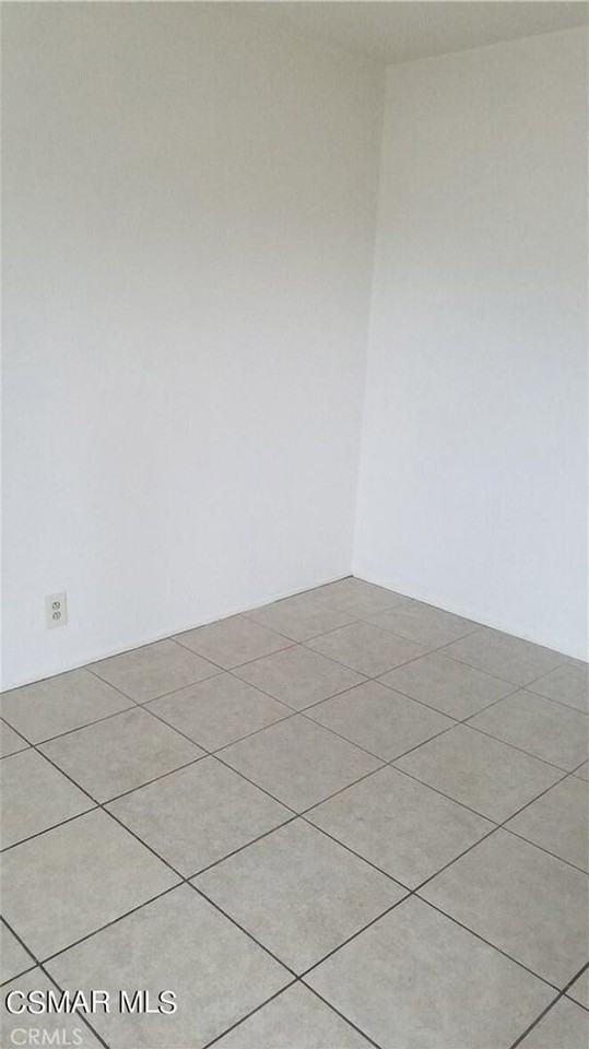 149 West C Street #B - Photo 7 of 8