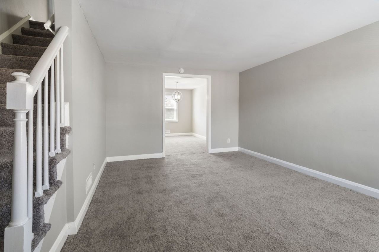 4321 Eldone Road - Photo 5 of 26