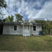 featured image of 305 N Wilson St