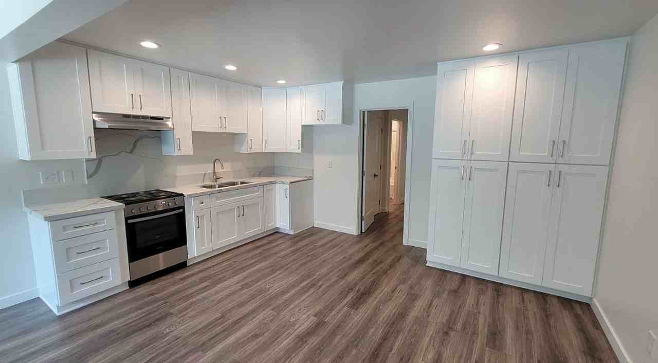 6933 ROSEMEAD BLVD - Photo 2 of 3