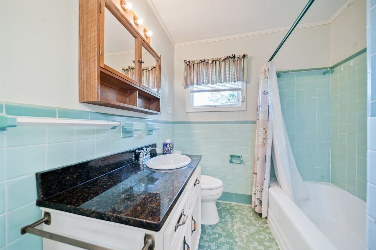 820 Skyland Dr - Photo 7 of 19