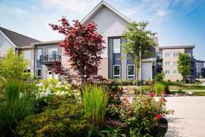 featured image of 1310 W Nicholas Dr