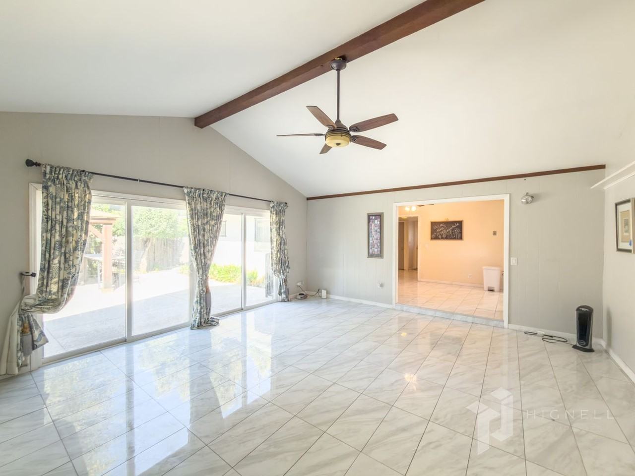 1094 Manzanita Avenue - Photo 6 of 19