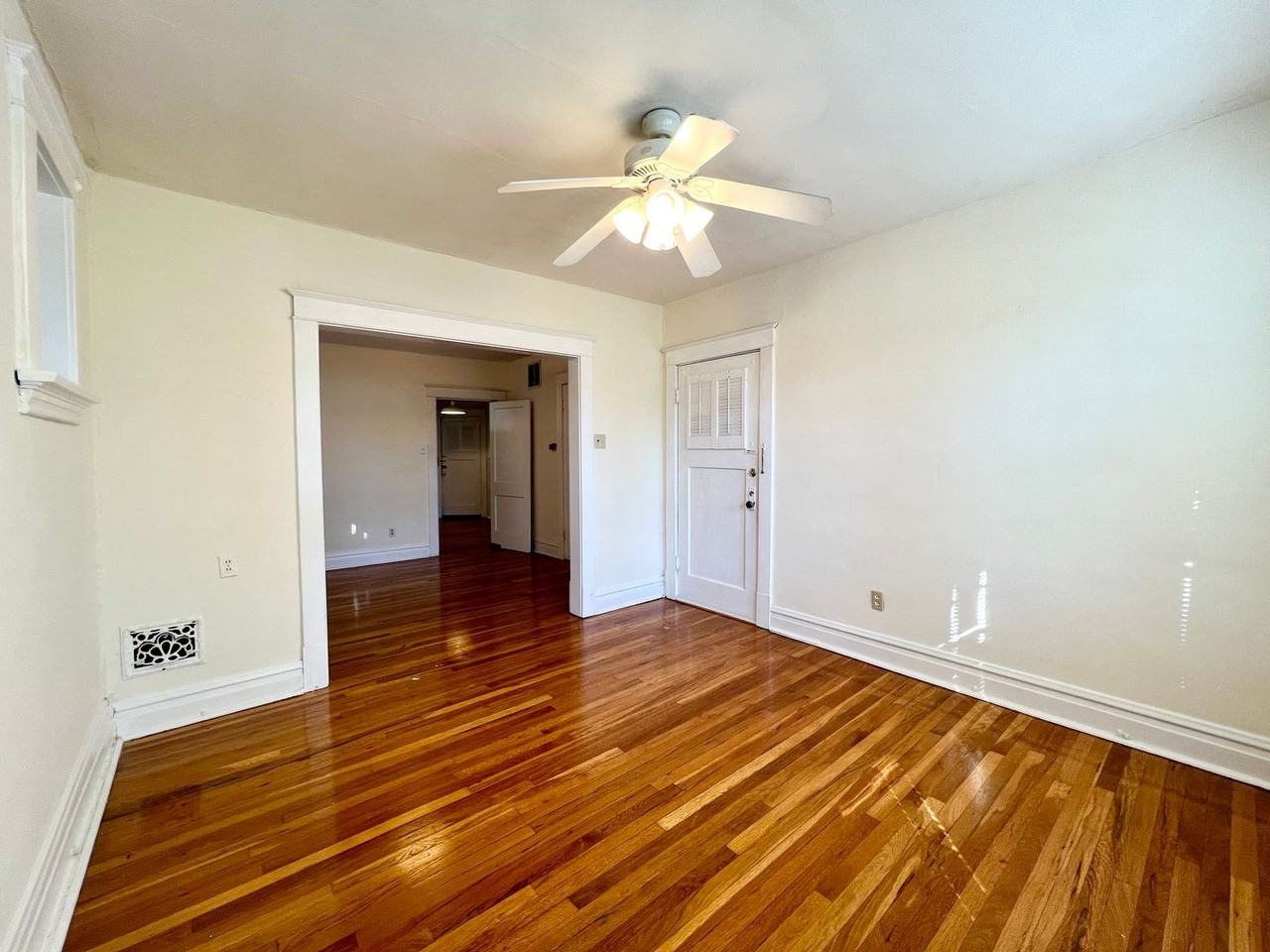 911 Saint Rita Avenue - Photo 3 of 18