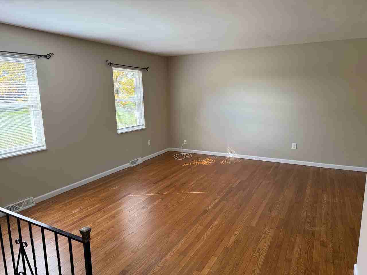 828 Pinehurst Dr - Photo 2 of 22