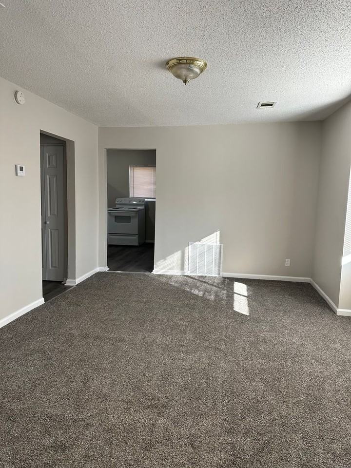 8027 Chestnut Ave - Photo 2 of 5