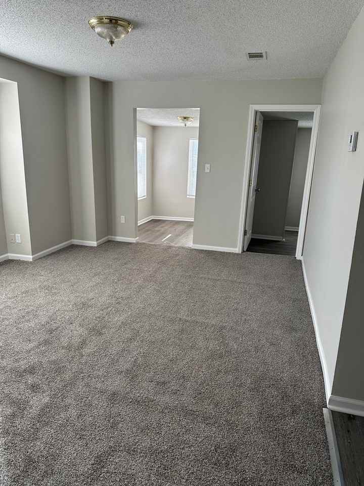 8027 Chestnut Ave - Photo 3 of 5