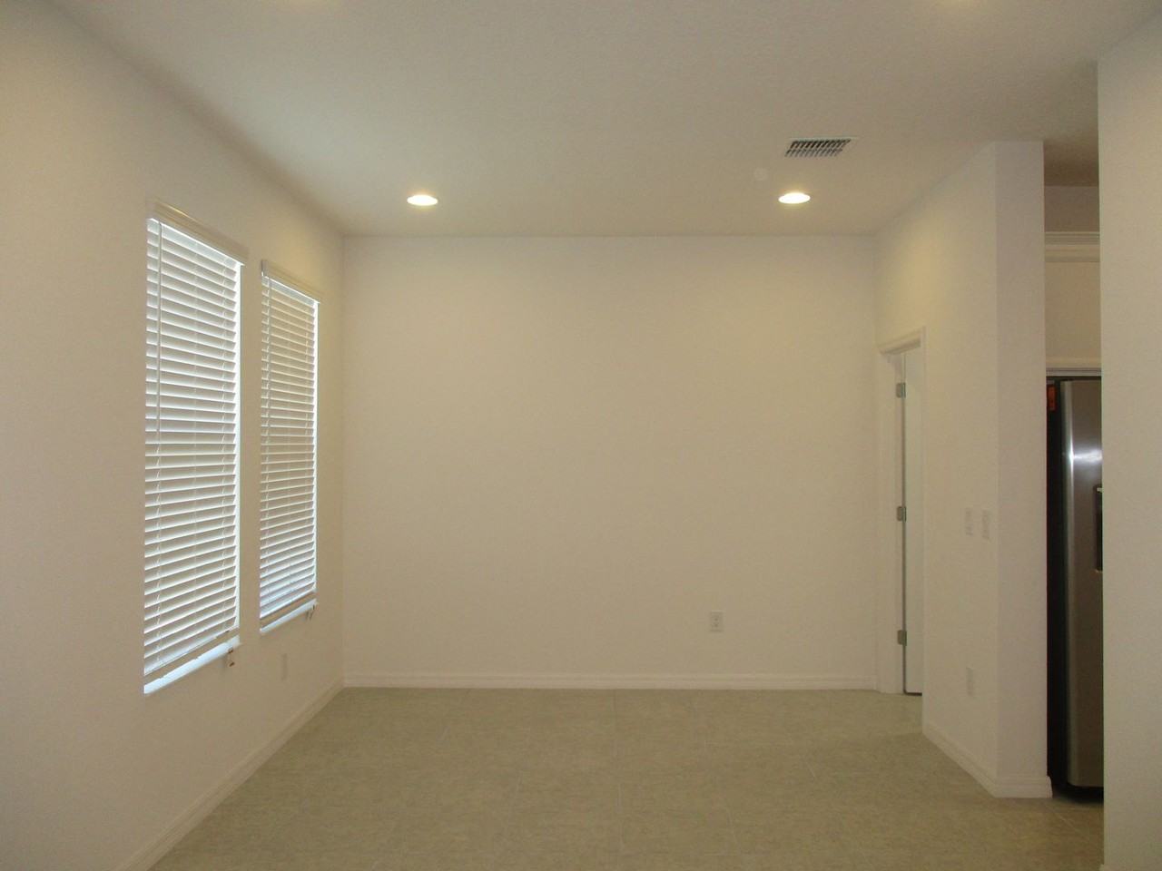 7736 Bowery Drive - Photo 7 of 32