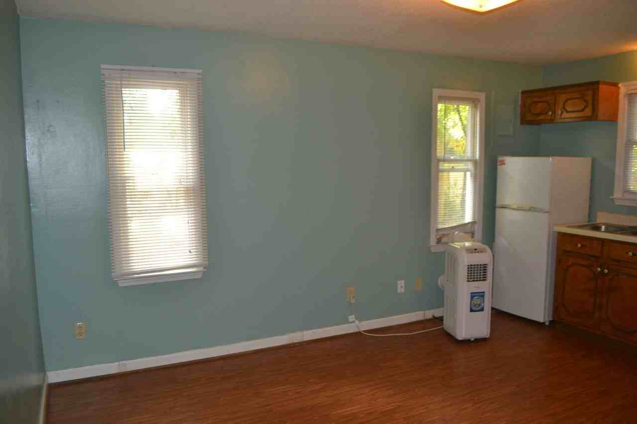 102 Franklin Dr - Photo 6 of 7