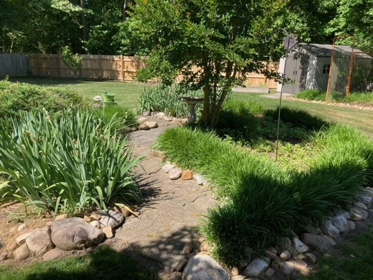 117 Runaway Ln - Photo 4 of 33