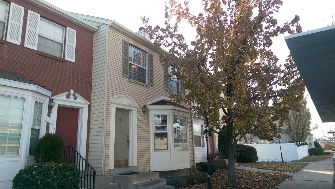 724 N 450 W - Photo 3 of 28