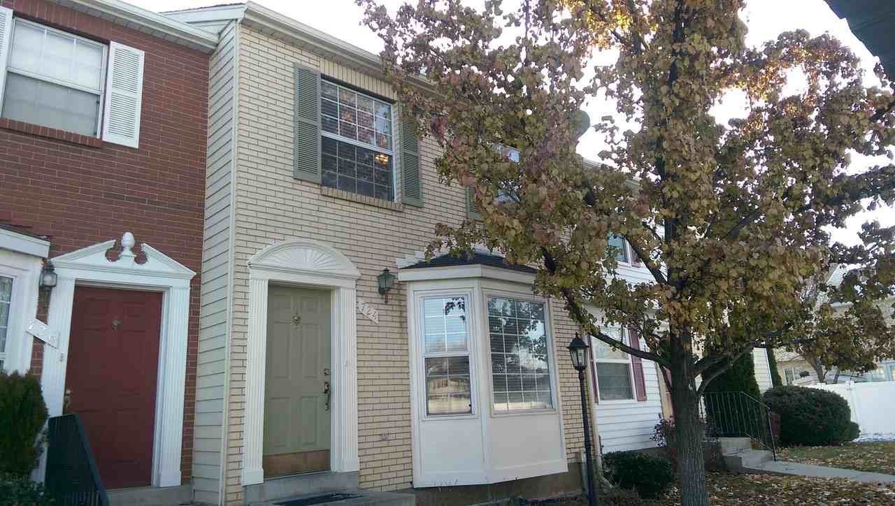 724 N 450 W - Photo 4 of 28