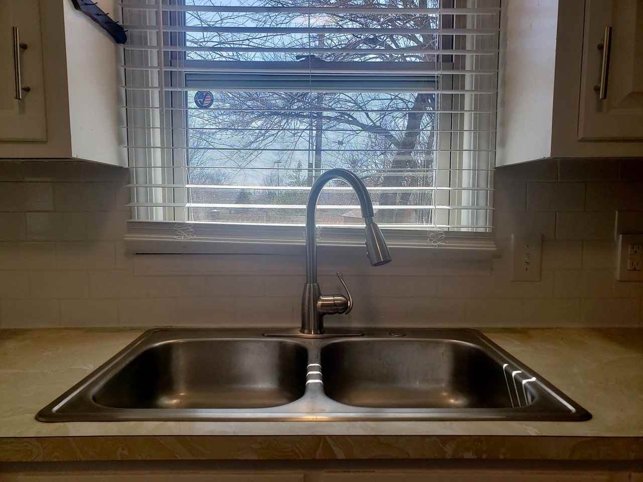1424 E Hanover St - Photo 5 of 20