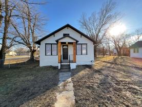 2004 W 15th St - Photo 1 of 1