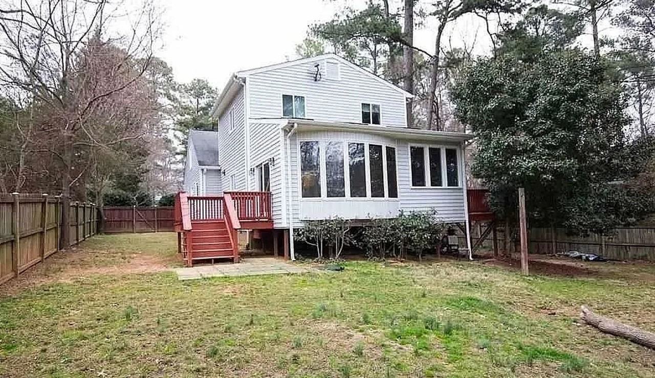 131 Justice St - Photo 2 of 9