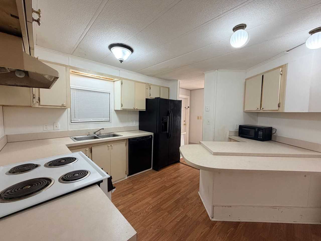 106 Gaslight Ave - Photo 6 of 19