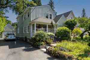 featured image of 976 Lake Front Rd