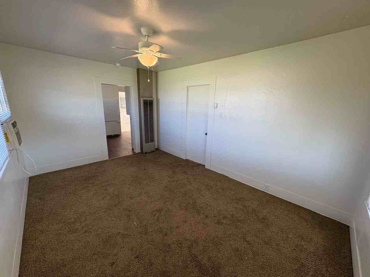 457 N F St - Photo 3 of 23