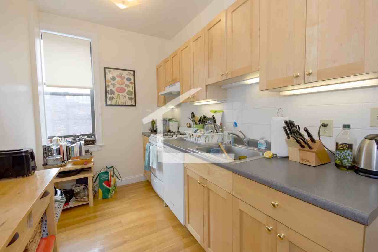 1342 Commonwealth Ave