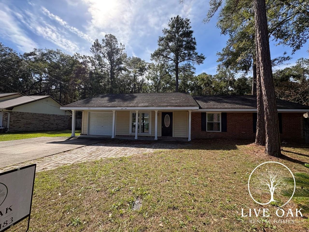 111 Deann Dr - Photo 2 of 8