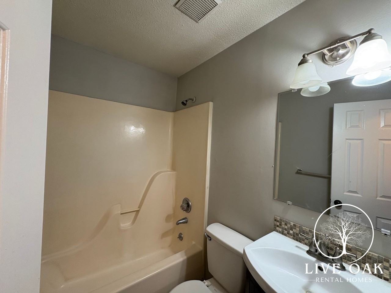 111 Deann Dr - Photo 5 of 8