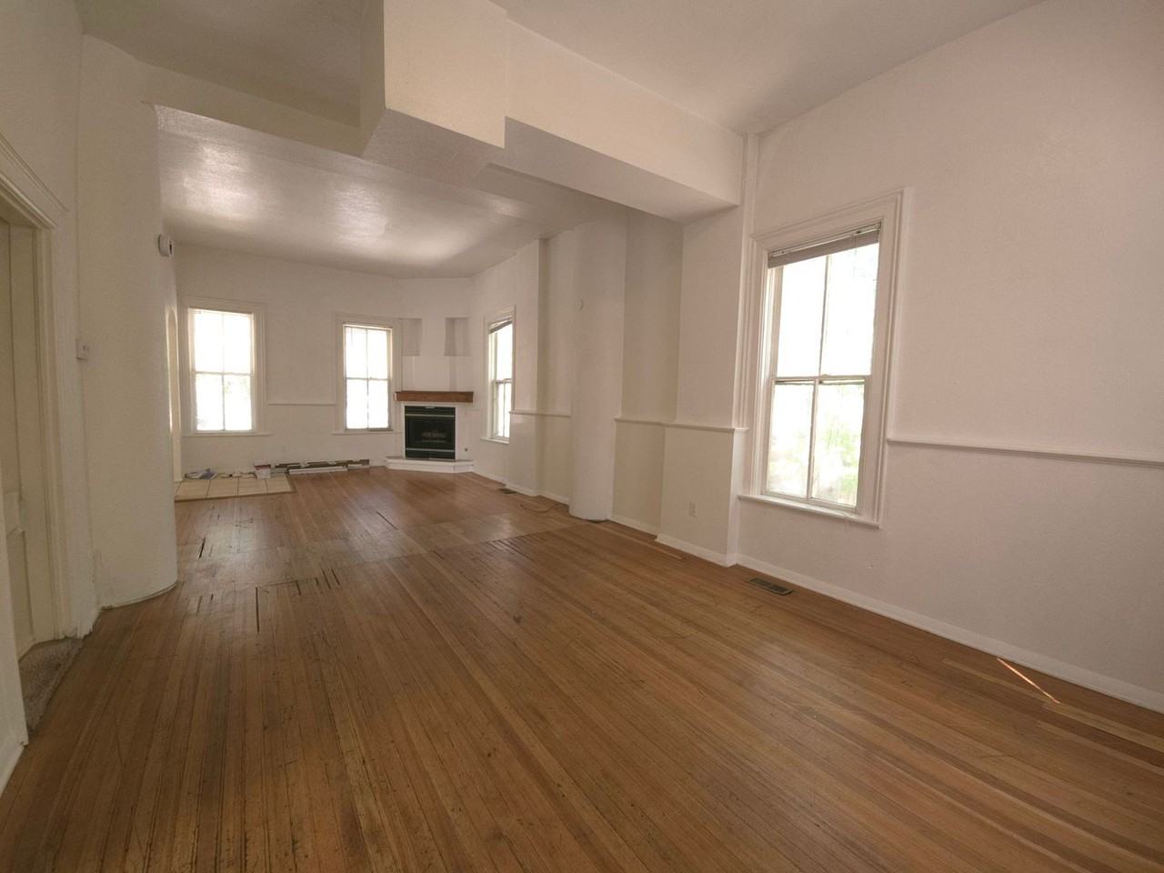 1622 18th Street - Photo 4 of 15