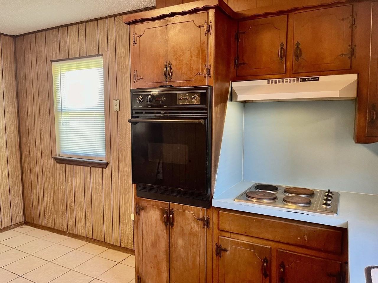 6413 S Lindsay Ave - Photo 5 of 15